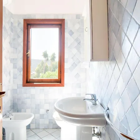 In Sardinia Near Stunning Beaches Lejlighed